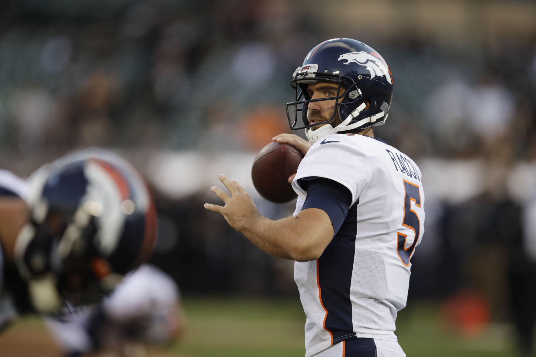 Broncos Raiders Football